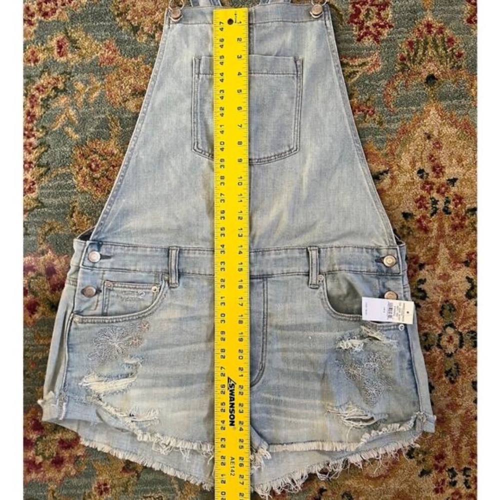 American Eagle Light Wash Floral Embroidered Short Overalls - Picture 6 of 9